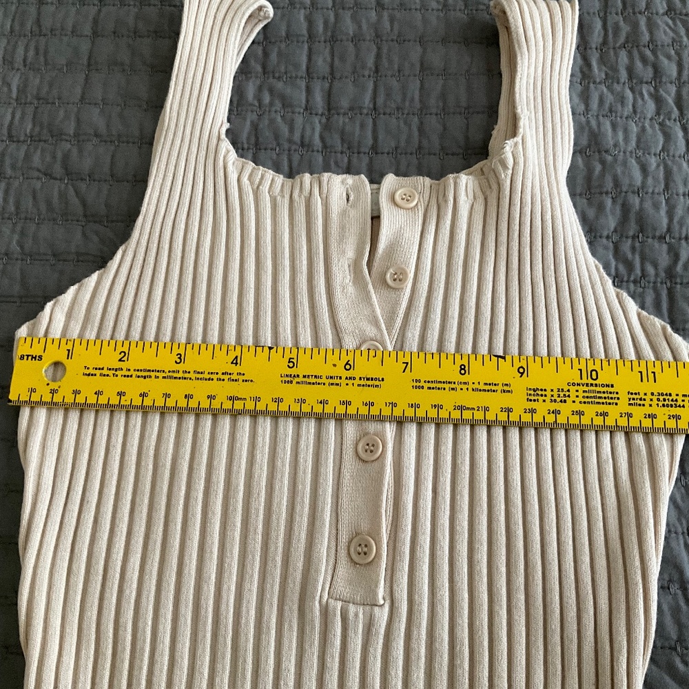 Bodycon Ribbed Knit Dress - Picture 3 of 5